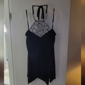 EUC VENUS Black Halter Tunic w/Rose Shaped Beaded Silver Accents Size Medium